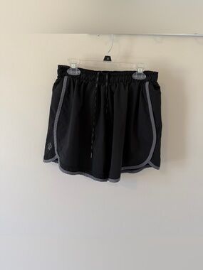 Rabbit Men’s Quadtastic 5” Shorts Black Lined Size Small Running Gym